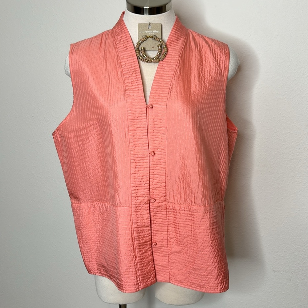 Eileen Fisher size Large button up vest